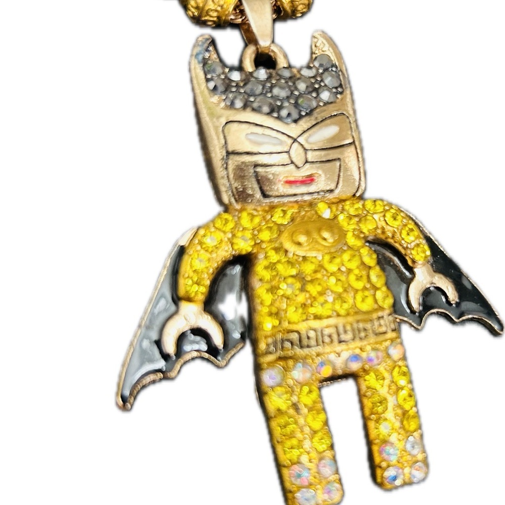 Unique Charming Green & Yellow Crystal Superhero Batman Pendant Fashion Necklace